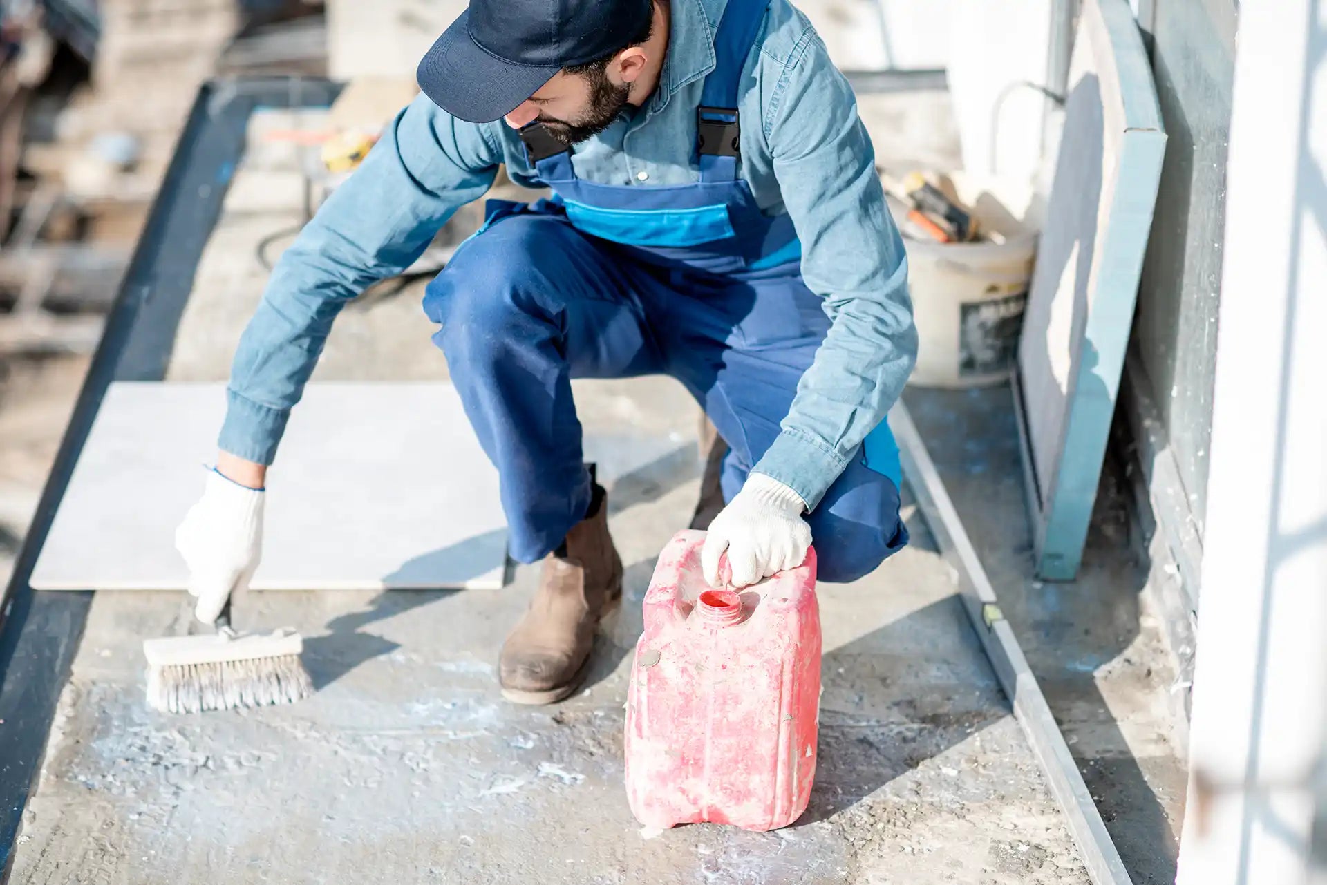 Muss man Beton grundieren? Wir haben die Antwort!